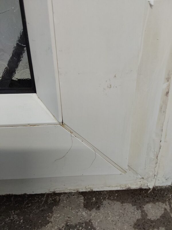 Used White Upvc Tilt And Turn Window 1215mm x 1030mm (Reduce To 1175mm) SC1028 - Image 7