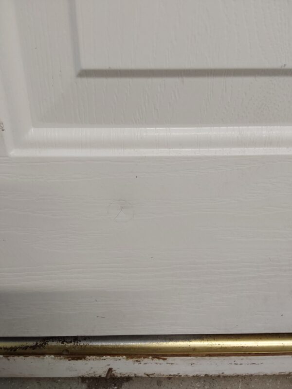 Used White Composite Back Door 850mm x 2040mm 0149 - Image 7