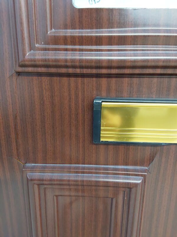 Used Woodgrain Upvc Front Door And Side Panel 1190mm x 2080mm (reduce to 1160mm) DS011 - Image 6