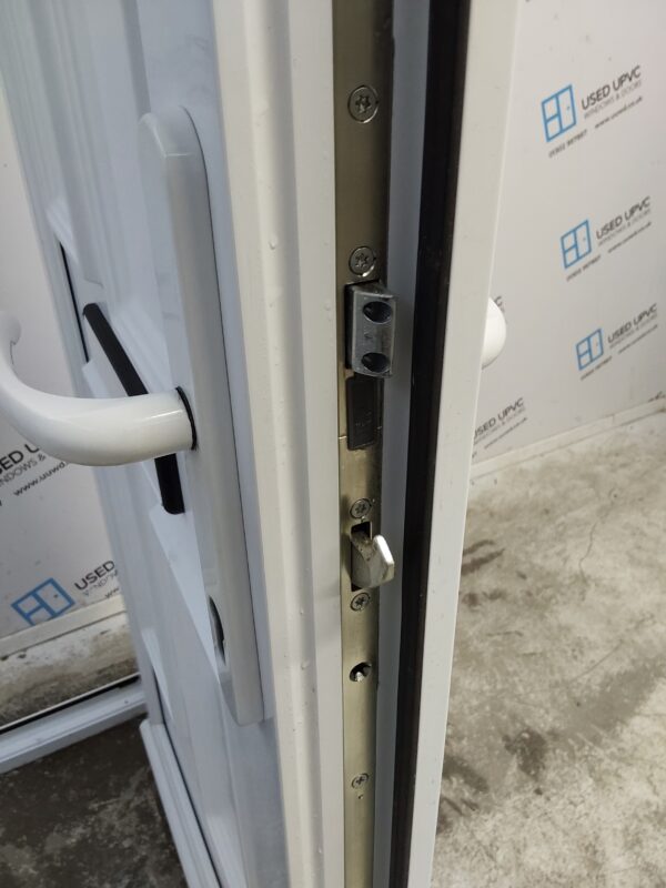 Used White Upvc Front Door 895mm x 2040mm (reduce to 870mm) C6045 - Image 5