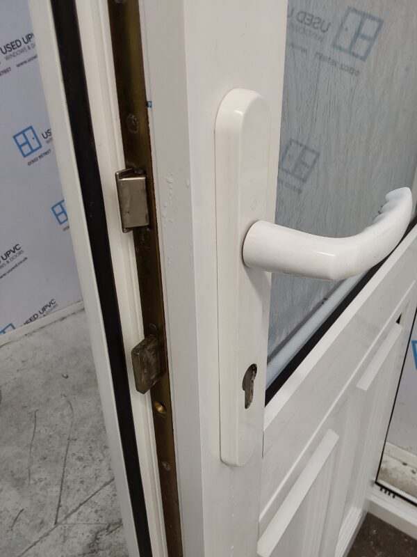 Used White Upvc Back Door 840mm x 2035mm (reduce to 825mm) 0100 - Image 5