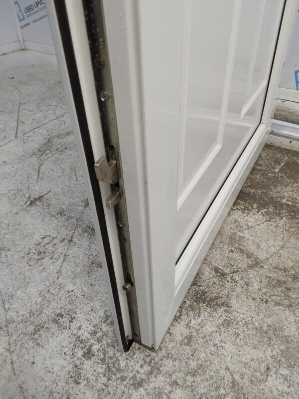 Used White Upvc Front Door 890mm x 2085mm (reduce to 870mm) C7D038 - Image 6