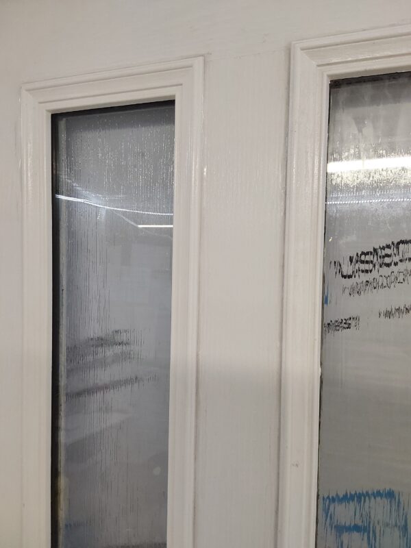 Used White Composite Back Door 975mm x 2130mm (Reduce To 2115mm) 0363 - Image 9