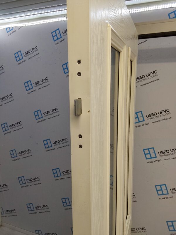 Used White Composite Back Door 975mm x 2130mm (Reduce To 2115mm) 0363 - Image 4