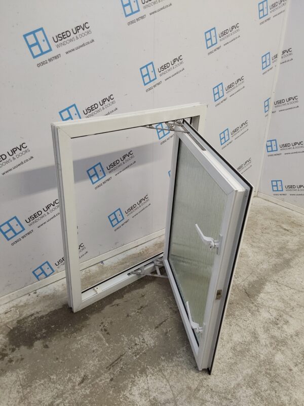 Used White Upvc Window 800mm x 935mm C2A020 - Image 3