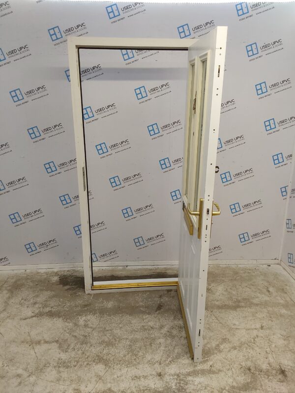 Used White Composite Front Door 915mm x 2000mm C8D22 - Image 3