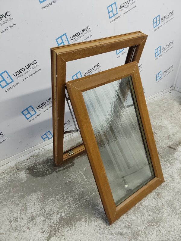 Used Oak Upvc Window 630mm x 1000mm C4W098 - Image 3