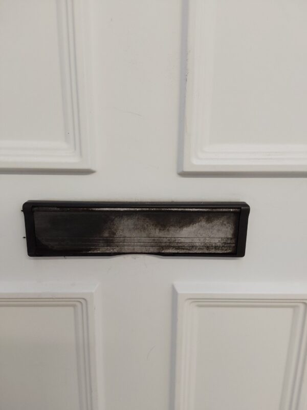 Used White Upvc Front Door 905mm x 2035mm 0625 - Image 9