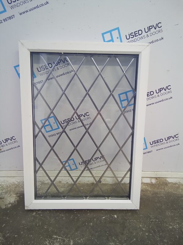 Used White Upvc Window 640mm x 880mm W0422 - Image 2