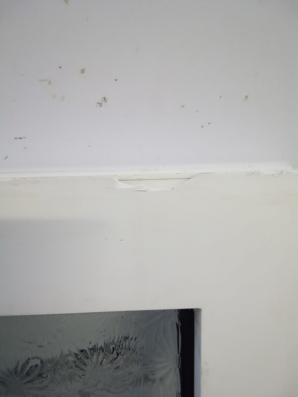 Used White Upvc Window 630mm x 1040mm C4W0145 - Image 3