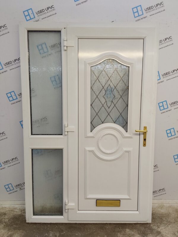 Used White Upvc Front Door And Side Panel 1340mm x 2050mm DS026 - Image 2