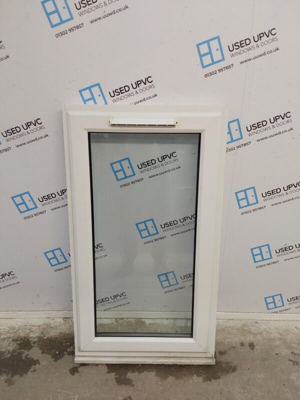 Used White Upvc Window 665mm x 1185mm C2B049
