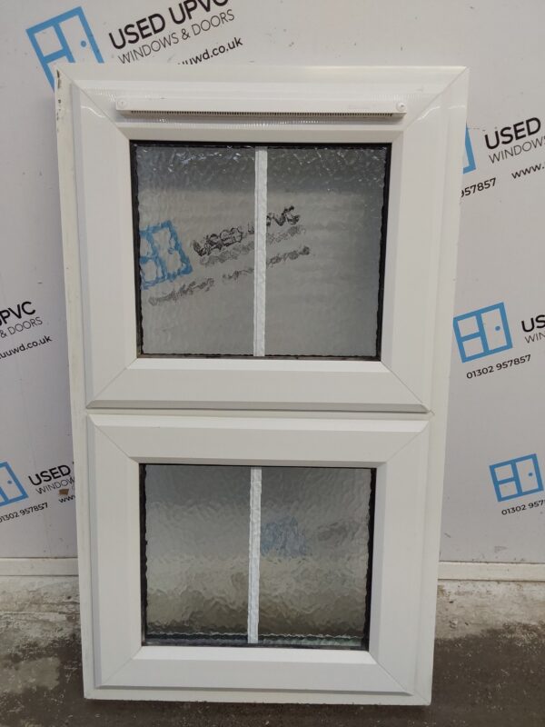 Used White Upvc Window 590mm x 1015mm AO006