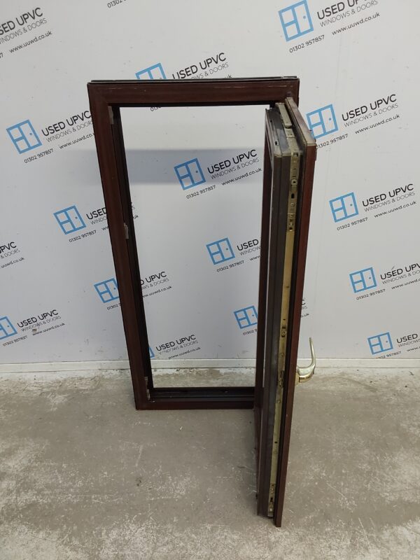 Used Woodgrain Upvc Tilt And Turn Window 560mm x 1215mm C2B095 - Image 3