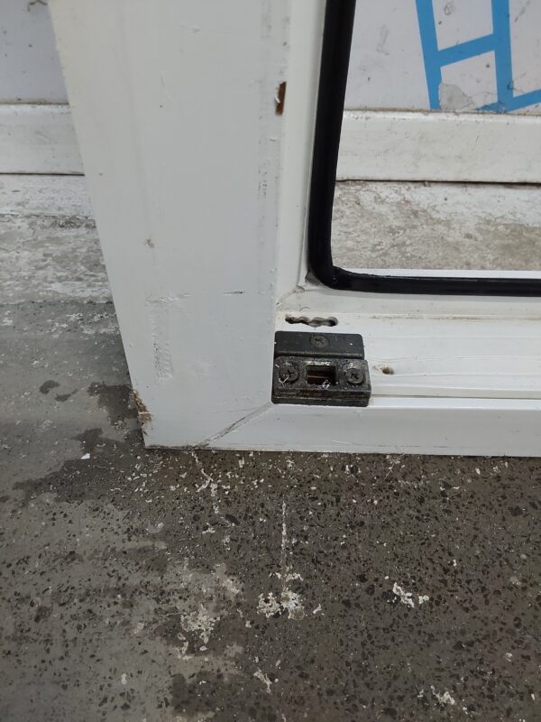 Used White Upvc Front Door 975mm x 2105mm 0602 - Image 4