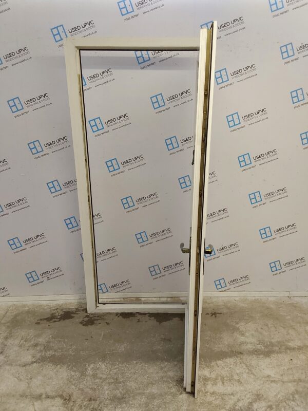 Used White Upvc Front Door 940mm x 2035mm (reduce to 880mm) 0122 - Image 3