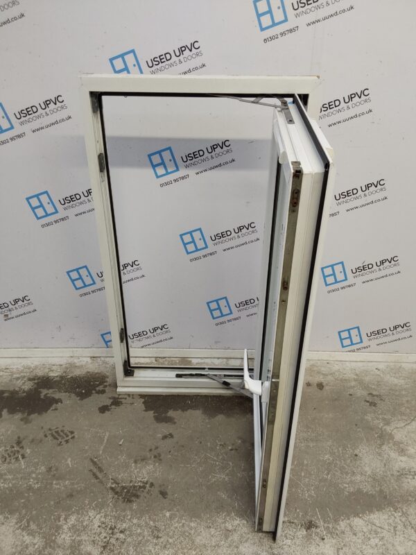Used White Upvc Window 665mm x 1185mm C2B049 - Image 2
