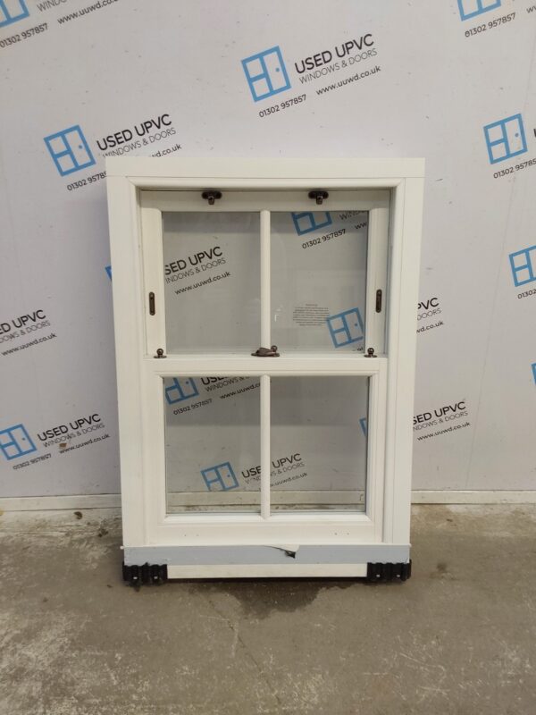Ex Display White Upvc Sliding Sash Window 700mm x 1000mm SS02 - Image 2