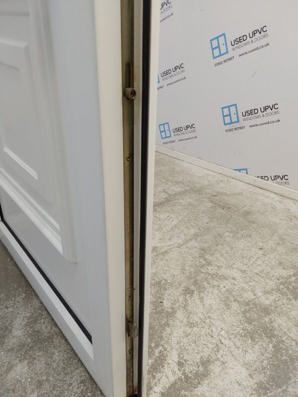 Used White Upvc Front Door 920mm x 2040mm (Reduce To 900mm) 0732 - Image 6