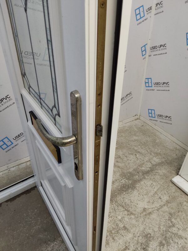 Used White Upvc Front Door 865mm x 2065mm 0321 - Image 5