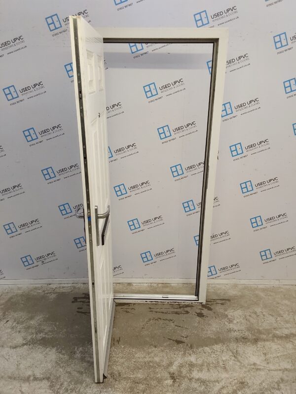 Used White Composite Front Door 850mm x 2015mm 0554 - Image 3