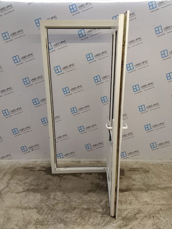 Used White Upvc Front Door 915mm x 2055mm (Reduce To 900mm x 2040mm) 0432 - Image 3