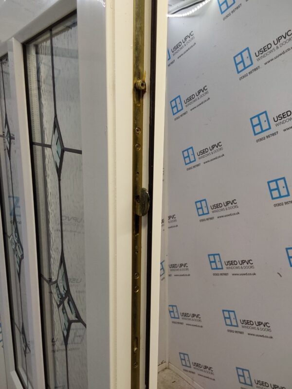 Used White Upvc Front Door 915mm x 2055mm (Reduce To 900mm x 2040mm) 0432 - Image 4