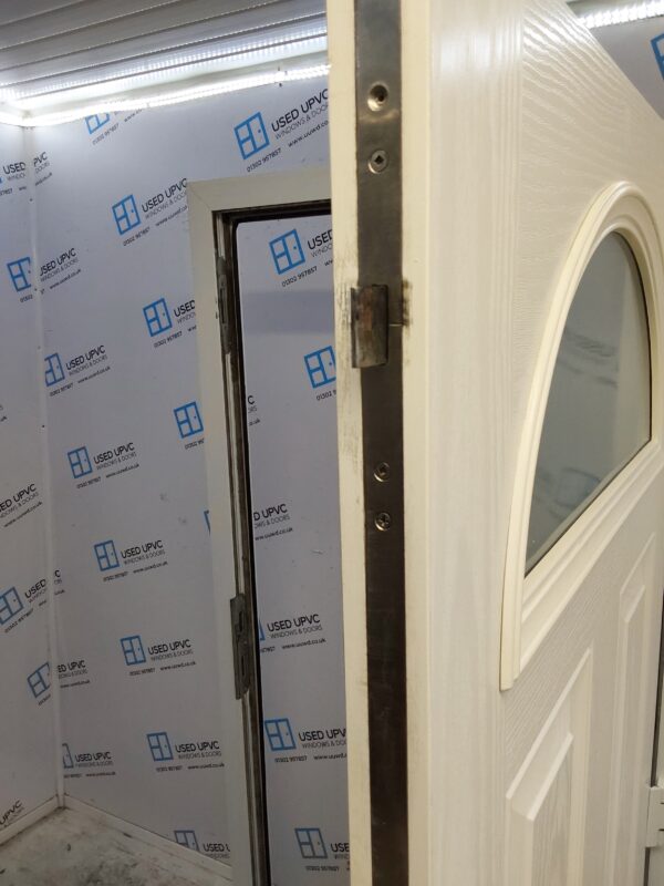 Used White Composite Front Door 900mm x 1995mm 0245 - Image 4
