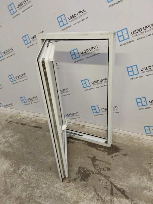 Used White Upvc Window 665mm x 1110mm C2110 - Image 3
