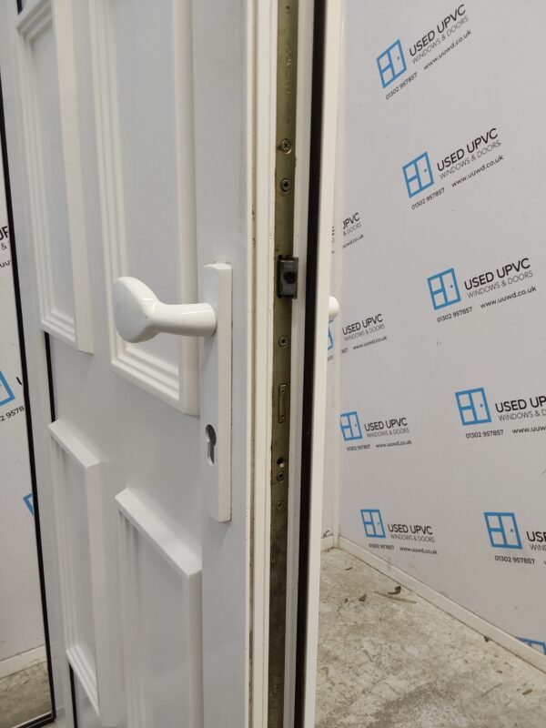 Used White Upvc Back Door 840mm x 2030mm (Reduce To 2010mm) 0669 - Image 5