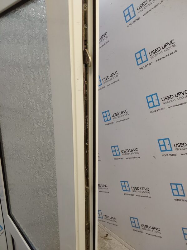 Used White Upvc Back Door (Outwards Opening) 925mm x 2025mm 0607 - Image 3