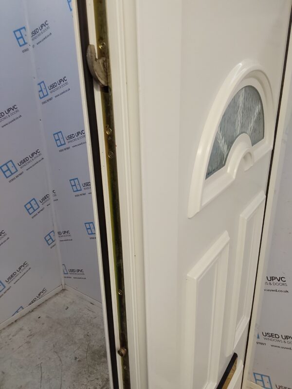 Used White Upvc Front Door 895mm x 2055mm (reduce to 875mm) 0726 - Image 5