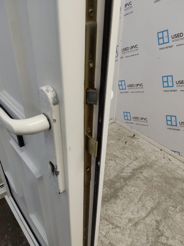 Used White Upvc Front Door 925mm x 2120mm 0462 - Image 10