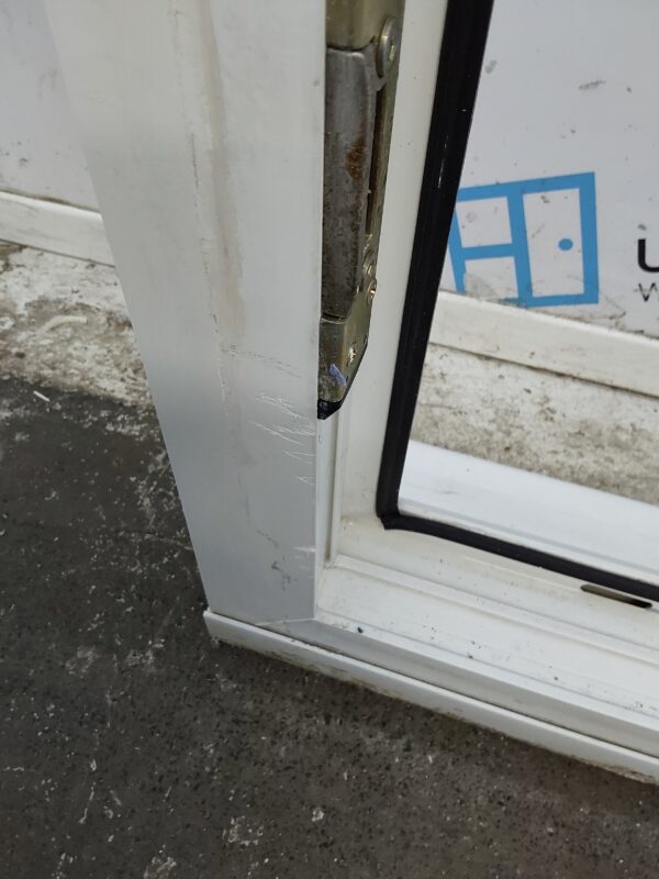 Used White Upvc Front Door 905mm x 2100mm (reduce to 890mm) 0365 - Image 7
