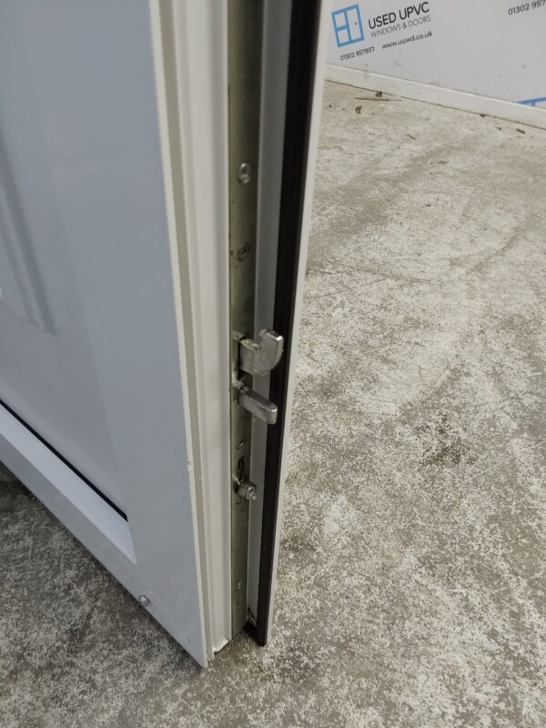 Used White Upvc Front Door 890mm x 2070mm 0100 - Image 7