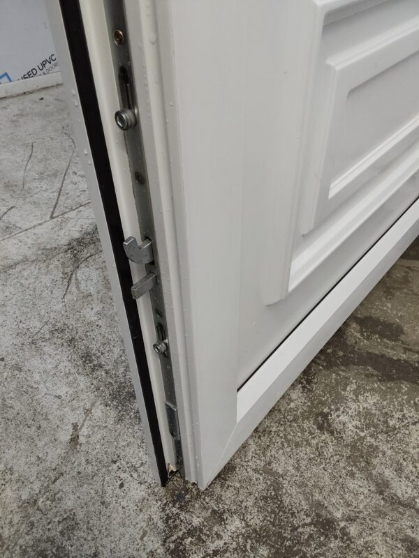 Used White Upvc Front Door 940mm x 2035mm (reduce to 890mm x 2010mm) 0008 - Image 6