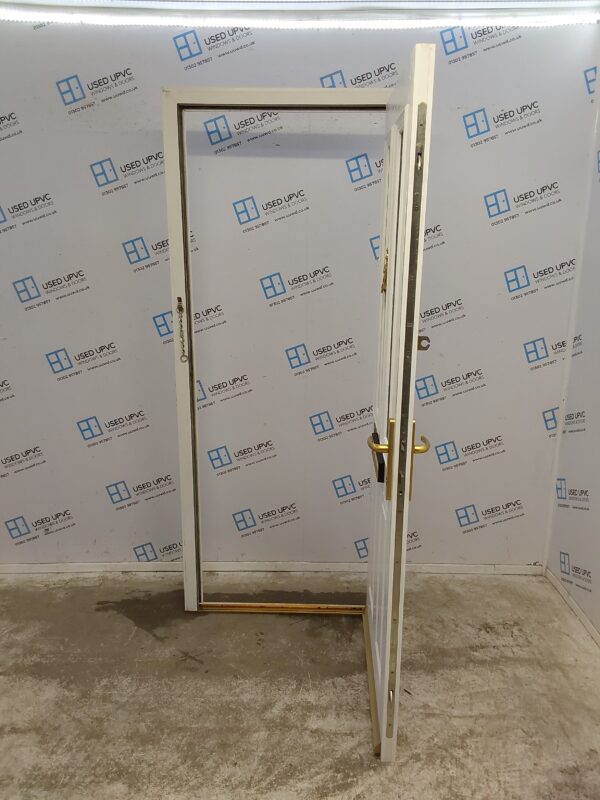 Used White Composite Front Door 880mm x 2050mm C7D016 - Image 3