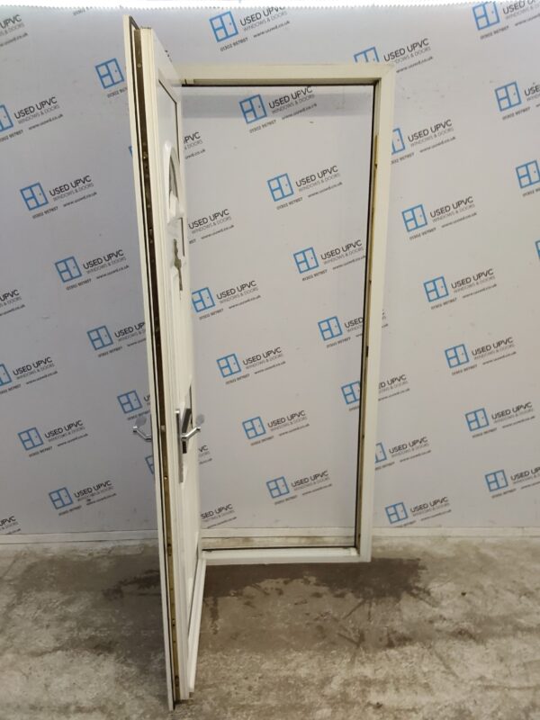 Used White Upvc Front Door 855mm x 2080mm C7D039 - Image 3