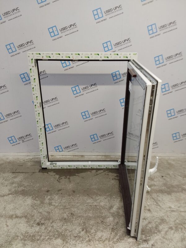 Brand New Rosewood Upvc Tilt And Turn Window 1015mm x 1300mm LW0109 - Image 4