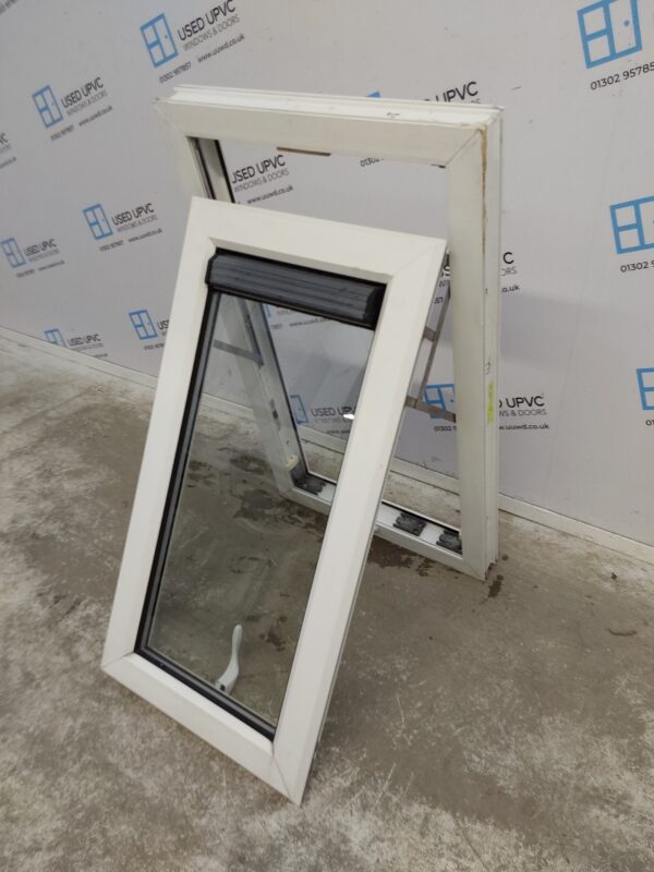 Used White Upvc Window 580mm x 1010mm AO019 - Image 3