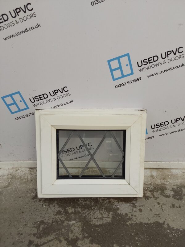 Used White Upvc Window 495mm x 415mm W0213