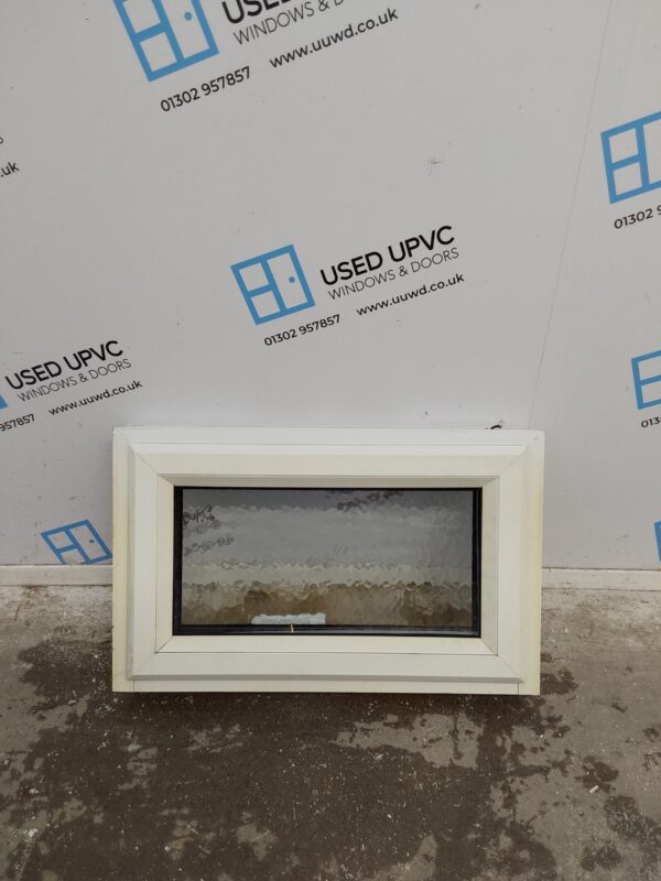 Used White Upvc Window 635mm x 395mm W0243