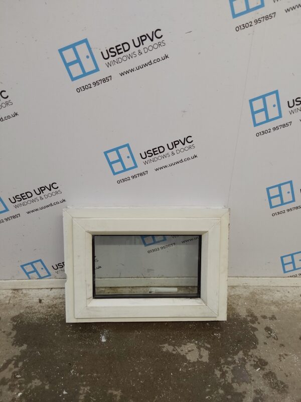 Used White Upvc Window 585mm x 420mm W0262