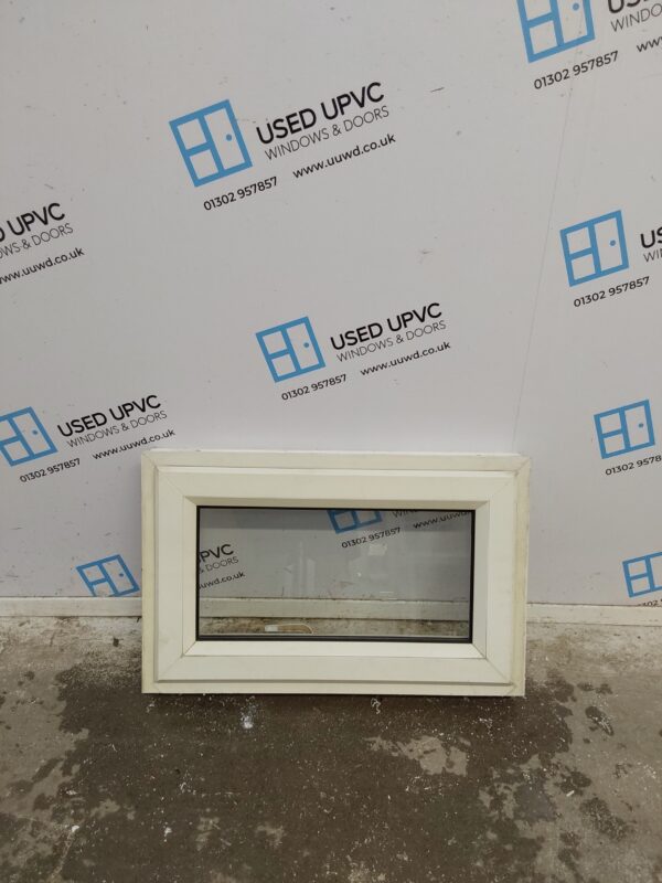 Used White Upvc Window 660mm x 420mm W0263