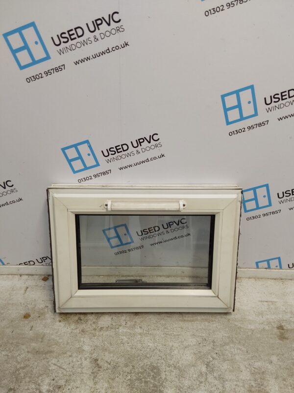Used White Upvc Window 610mm x 430mm W0361