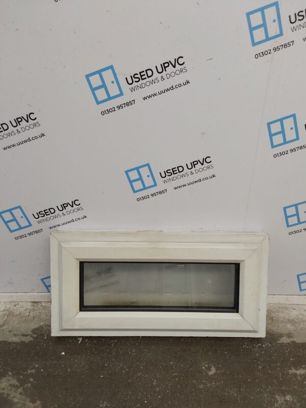 Used White Upvc Window 795mm x 390mm W0365