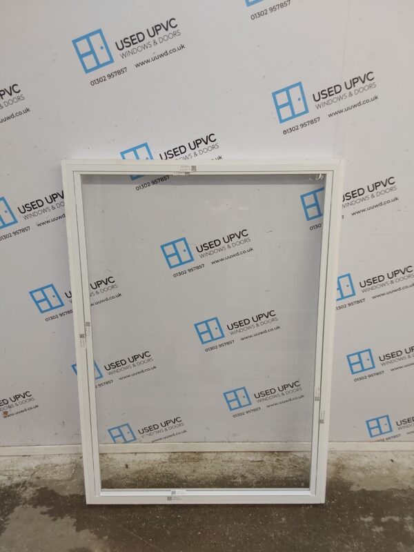 Brand New White Aluminium (Single glazed) Window 865mm x 1215mm C5022