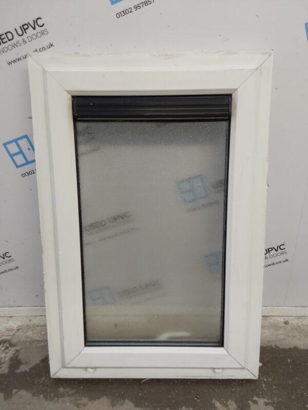 Used White Upvc Window 695mm x 1030mm W0335