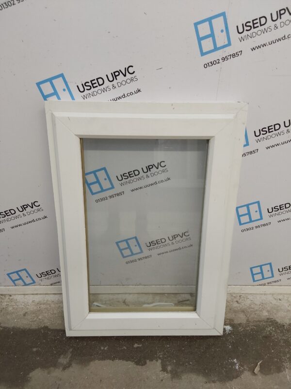 Used White Upvc Window 615mm x 875mm C3031