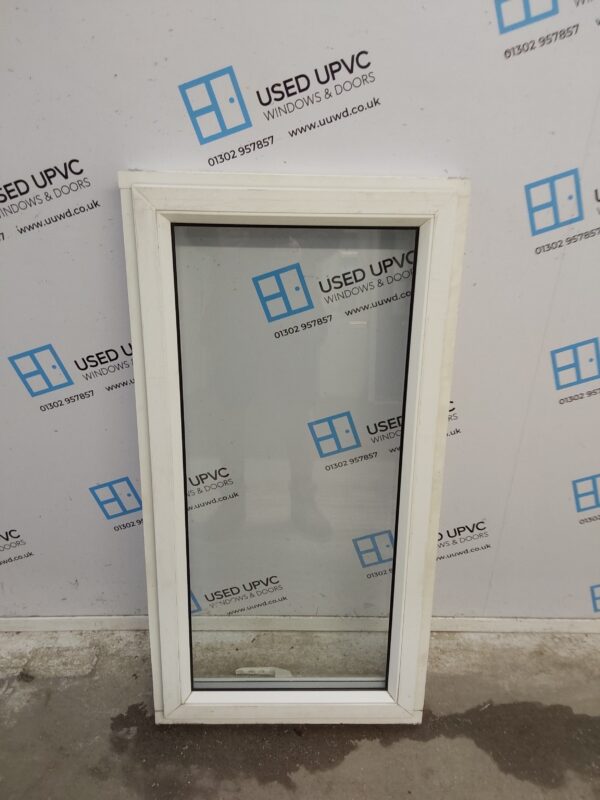 Used White Upvc Window 570mm x 1105mm C3084